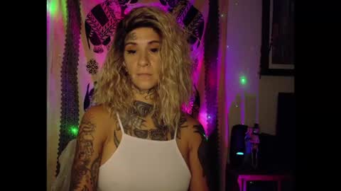 Snapshot of tattooed_natalia chatting on 07.21.26 Natalia 3 online show from 07.21.26