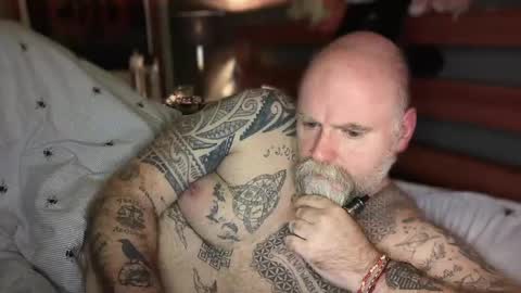 Tattooeddilf 01 online show from 12.05.25