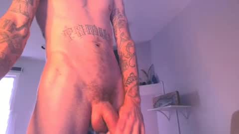 Mr. Favorite online show from 01.04.25