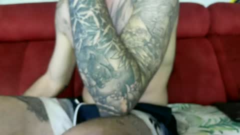 Snapshot of tatuadorhotxxx chatting on 06.29.26 Tatuado20cm online show from 06.29.26