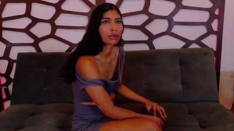 Snapshot of taty_miller chatting on 02.21.26 Taty Miller online show from 02.21.26