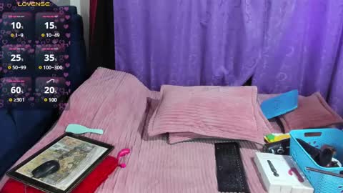 Snapshot of taty_stone chatting on 01.28.25 tatta online show from 01.28.25