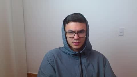 Snapshot of taurus4k chatting on 03.01.25 taurus4k online show from 03.01.25