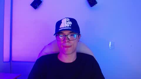 Snapshot of taurus4k chatting on 10.10.25 taurus4k online show from 10.10.25