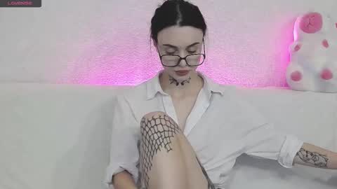 Taya online show from 11.15.25