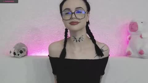 Taya online show from 11.24.25