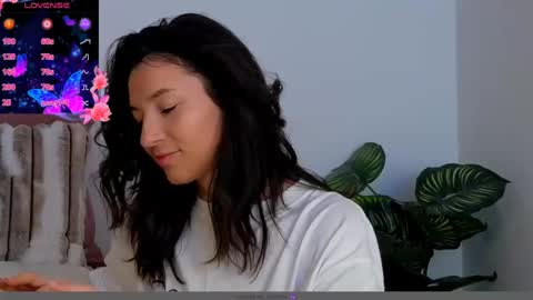 TayaKayan online show from 12.18.24