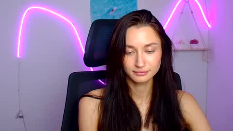 Snapshot of tayavibe chatting on 07.08.26 Taya online show from 07.08.26