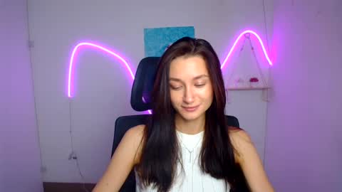 Snapshot of tayavibe chatting on 07.12.26 Taya online show from 07.12.26