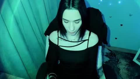 Tayla online show from 12.15.25