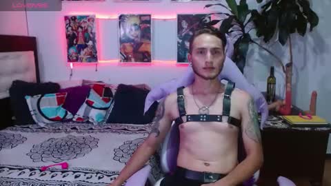 Snapshot of tayler_v2 chatting on 02.18.25 TAYLER online show from 02.18.25