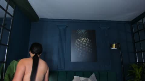 Taylor Bennet online show from 02.03.25