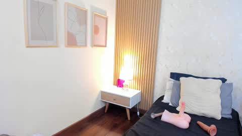 Taylor Bennet online show from 10.29.25