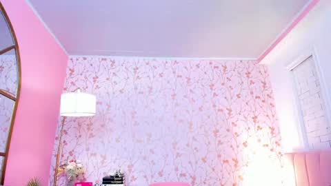 Taylor Bennet online show from 04.18.26