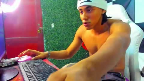 Snapshot of taylor_bigdick18 chatting on 02.22.26 Taylor online show from 02.22.26