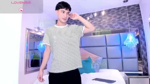 taylor_brooks_ online show from 04.29.26
