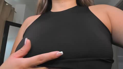 Taylor online show from 12.31.24