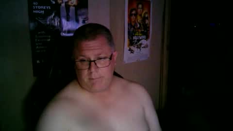 Snapshot of taylz chatting on 04.20.26 taylz online show from 04.20.26