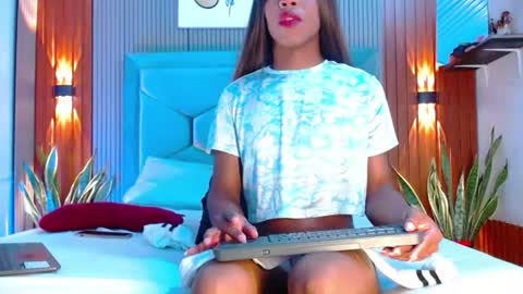 Tayra...  online show from 06.29.26