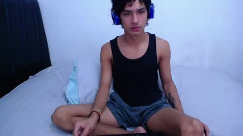 Snapshot of tayronx33 chatting on 01.17.25 Tayron online show from 01.17.25