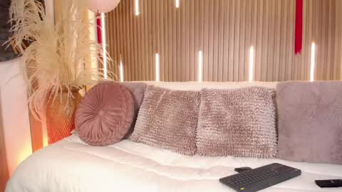 Sofia online show from 04.18.26