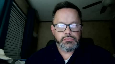 Snapshot of tdhawk87 chatting on 01.12.26 tdhawk87 online show from 01.12.26