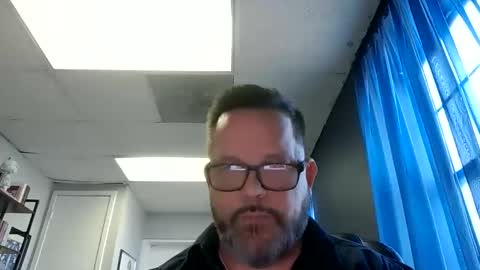 Snapshot of tdhawk87 chatting on 02.05.26 tdhawk87 online show from 02.05.26