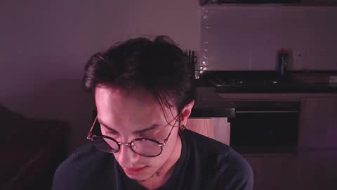 Teo independent model online show from 03.01.25