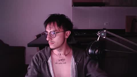 Teo independent model online show from 01.06.26