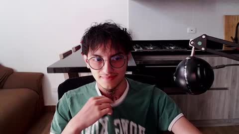 Snapshot of te0__0 chatting on 04.09.26 Teo independent model online show from 04.09.26