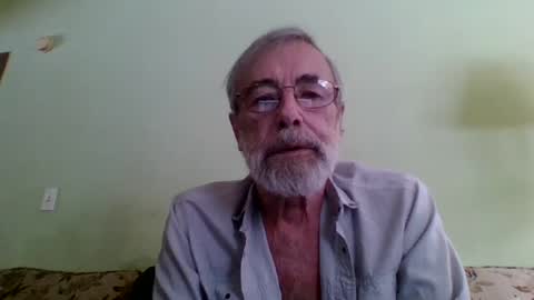 Snapshot of teak4u chatting on 12.22.24 Teak online show from 12.22.24