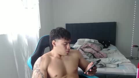 Snapshot of team23hot0 chatting on 09.26.25 team23hot0 online show from 09.26.25