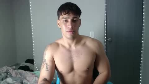 Snapshot of team23hot0 chatting on 10.11.25 team23hot0 online show from 10.11.25