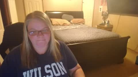 Snapshot of teamdixon chatting on 06.14.26 Team Dixon online show from 06.14.26