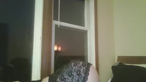 Snapshot of tearenee chatting on 12.20.25 Tea Renee online show from 12.20.25