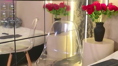 Bruna online show from 11.07.25