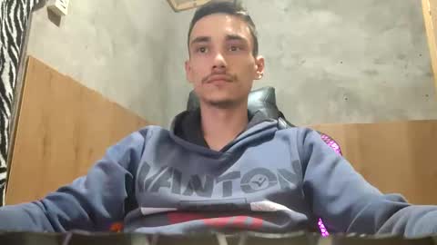 Snapshot of tecnicogatu chatting on 09.26.25 tecnicogatu online show from 09.26.25