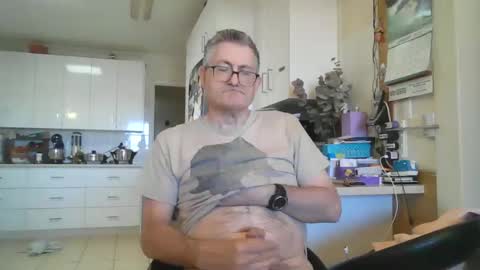 Snapshot of teddstiff chatting on 01.02.25 Theodore online show from 01.02.25