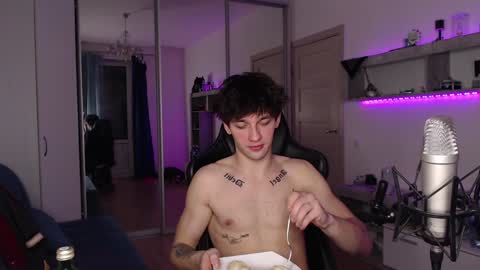 Teddy online show from 12.07.24