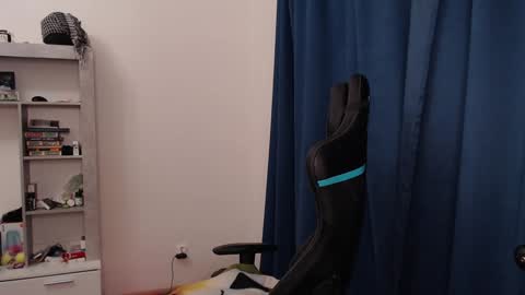 Teddy online show from 02.04.25