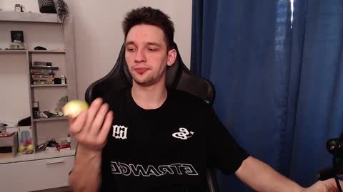 Teddy online show from 02.05.25