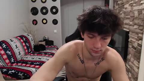 Teddy online show from 12.04.25