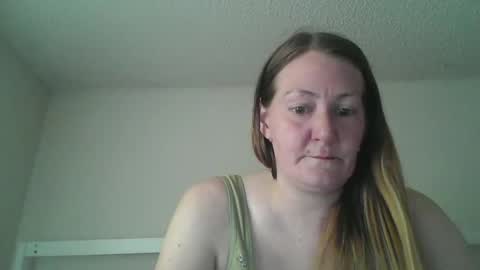 Snapshot of teddymilf chatting on 05.13.26 SweetStephanie online show from 05.13.26