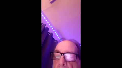 Snapshot of tedestep2 chatting on 04.24.26 tedestep2 online show from 04.24.26
