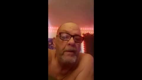 Snapshot of tedestep2 chatting on 05.08.26 tedestep2 online show from 05.08.26