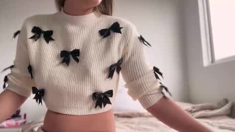 Amy No penetration Virgiin giirl online show from 10.22.25