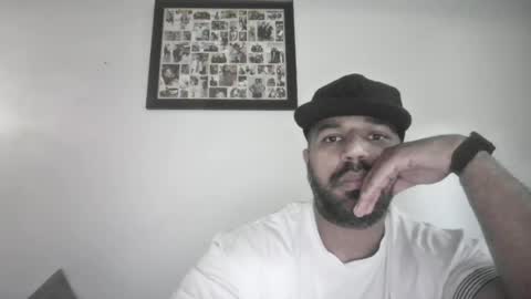 Snapshot of tejisidhu chatting on 07.23.26 tj online show from 07.23.26