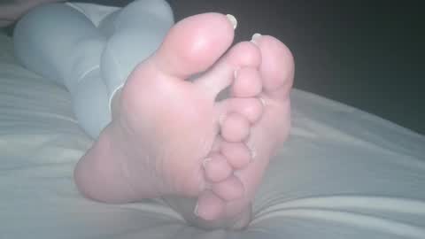 Viv West online show from 01.31.25