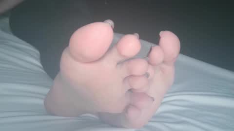 Viv West online show from 02.17.25