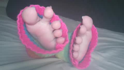 Viv West online show from 03.10.25